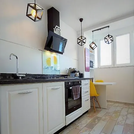 Sweet Lemons 1bd Amazing View Old Town * Βουκουρέστι